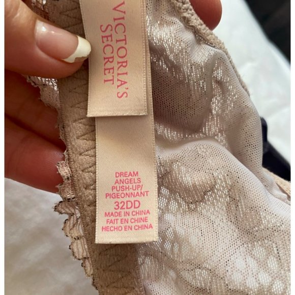 Victoria’s Secret Dream Angels Lace push-up with padding bra 32DD - Picture 4 of 4